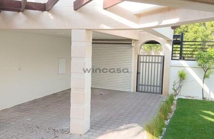 Villa - 5 - 5 for rent in Umm Suqeim 1 - Umm Suqeim - Dubai