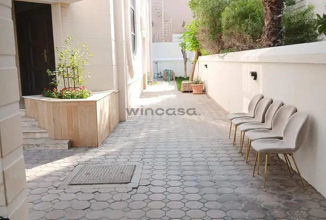 154594021 - Property Image 2