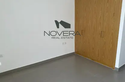 شقة - 2 غرف نوم - 3 حمامات للبيع في شقق عائشه - جزيرة مريم - الخان - الشارقة