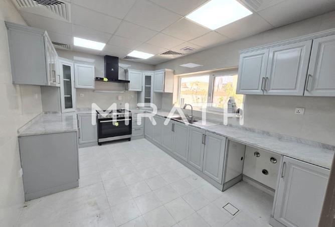 97399171 - Property Image 2