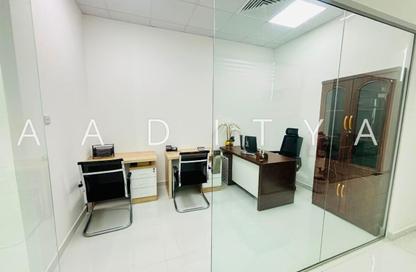Office Space - Studio - 1 Bathroom for rent in Red Avenue - Al Garhoud - Dubai