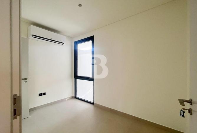 100848643 - Property Image 3