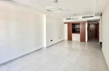 شقة - 3 غرف نوم - 4 حمامات للايجار في مايا ريزيدنسز 5 - مثلث قرية جميرا - دبي