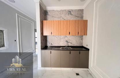 Apartment - Studio - 1 for rent in Madinat Al Riyad - Abu Dhabi