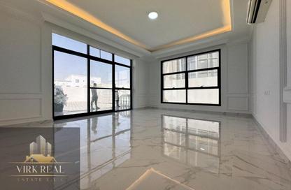 Apartment - Studio - 1 for rent in Madinat Al Riyad - Abu Dhabi