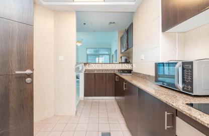 Apartment - 2 Bedrooms - 3 Bathrooms for sale in The Torch - Dubai Marina - Dubai