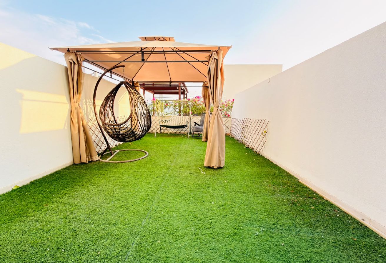 Motivated Landlord | Fully Furnished | Vacant gallery image