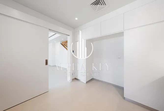 149082030 - Property Image 3