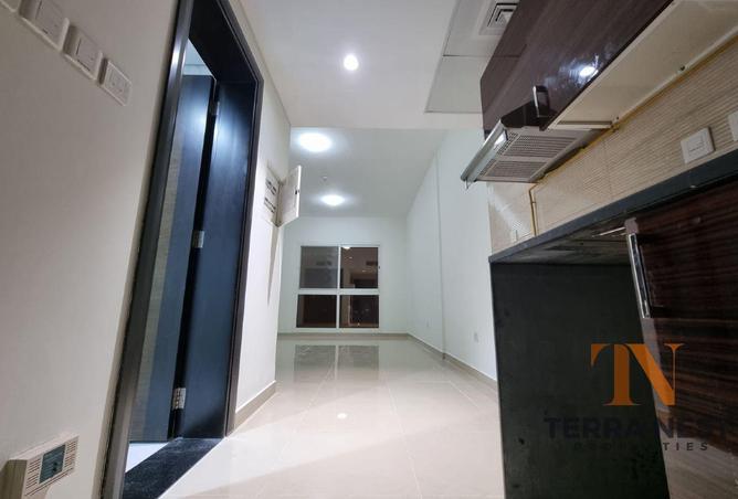 98277995 - Property Image 2