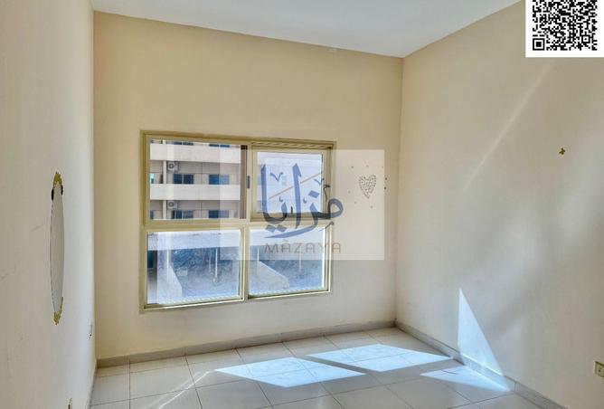 77376402 - Property Image 2