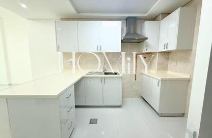 Apartment - 1 Bedroom - 2 Bathrooms for rent in Leerbach Palace Tower - Arjan - Dubai