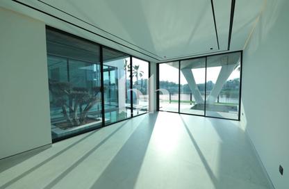 Villa - 4 Bedrooms - 5 Bathrooms for sale in Jumeirah Park Homes - Jumeirah Park - Dubai