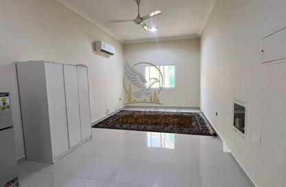 Apartment - Studio - 1 for rent in Al Mowaihat 1 - Al Mowaihat - Ajman