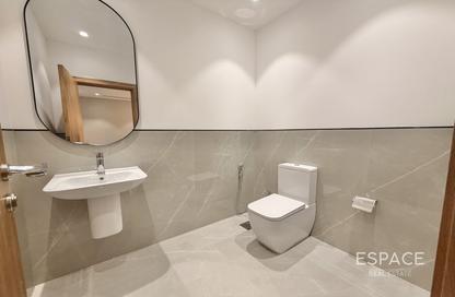 Office Space - Studio for rent in The Bay View - Business Bay - Dubai