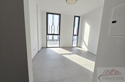 Apartment - Studio - 1 Bathroom for rent in The Link - East Village - Aljada - Sharjah