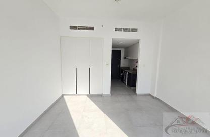 Apartment - Studio - 1 Bathroom for rent in The Link - East Village - Aljada - Sharjah