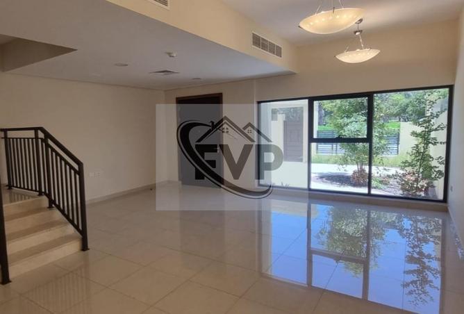 100837774 - Property Image 3