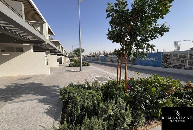 87044300 - صورة العقار 2