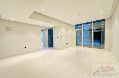 Apartment - 2 Bedrooms - 3 Bathrooms for rent in Muwaileh 29 Building - Muwaileh - Sharjah