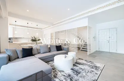 Apartment - 4 Bedrooms - 4 Bathrooms for sale in Azure - Dubai Marina - Dubai