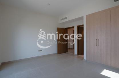Villa - 6 Bedrooms - 7 Bathrooms for sale in Bloom Living - Zayed City (Khalifa City C) - Khalifa City - Abu Dhabi