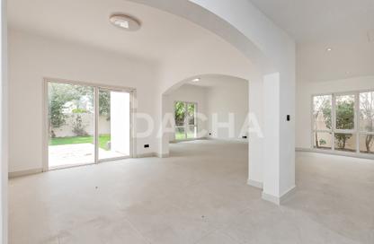 Villa - 5 - 5 for rent in Meadows 4 - Meadows - Dubai