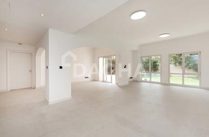 Villa - 5 - 5 for rent in Meadows 4 - Meadows - Dubai