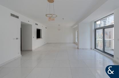 Apartment - 3 Bedrooms - 4 Bathrooms for sale in Park Island Villas - Park Island - Dubai Marina - Dubai