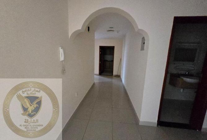 102820661 - Property Image 2
