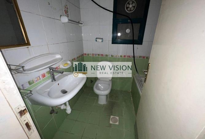 81127344 - Property Image 3