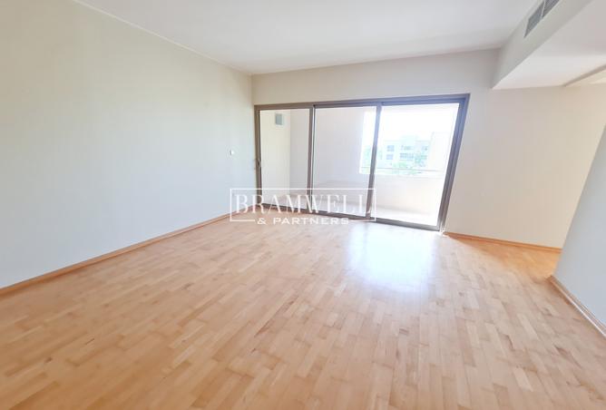 121542841 - Property Image 3