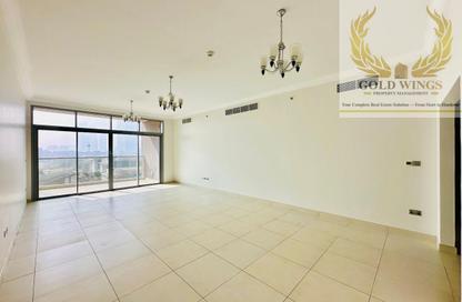Apartment - 3 Bedrooms - 5 Bathrooms for rent in Cornich Al Khalidiya - Al Khalidiya - Abu Dhabi
