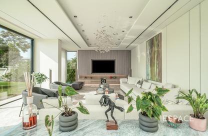 Villa - 6 Bedrooms - 7 Bathrooms for sale in Signature Villas Frond P - Signature Villas - Palm Jumeirah - Dubai