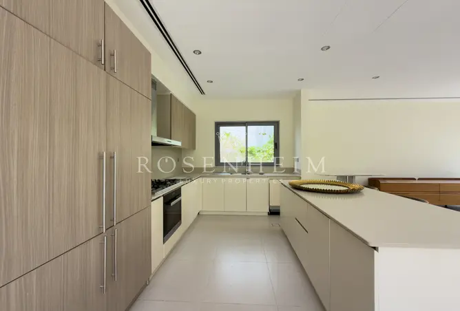 165028838 - Property Image 2