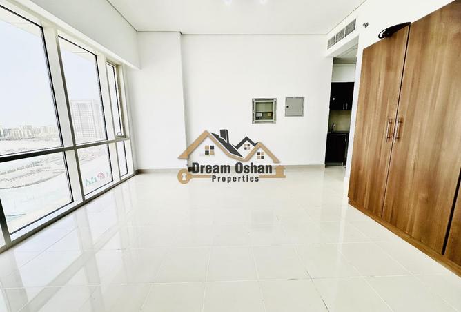 137000572 - Property Image 2