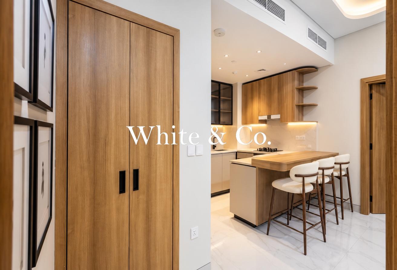 Extra Parking|Upgarded|Furnished|Pool View photo 10
