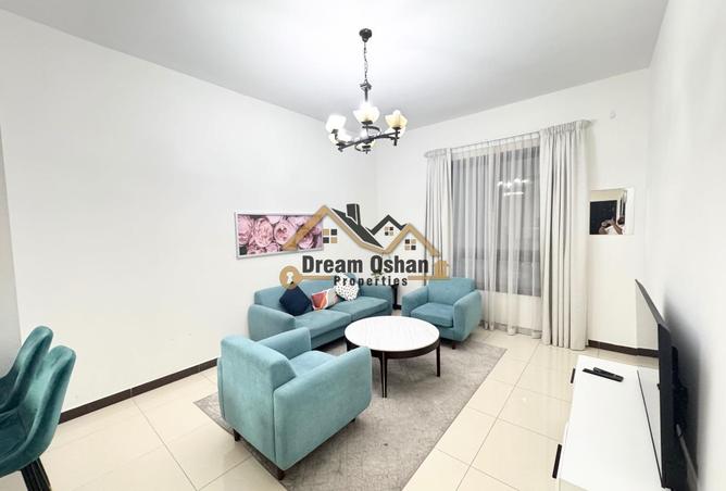 90502401 - Property Image 2