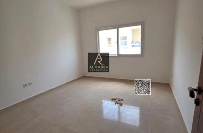 Apartment - 2 Bedrooms - 2 Bathrooms for rent in Al Jurf 2 - Al Jurf - Ajman Downtown - Ajman