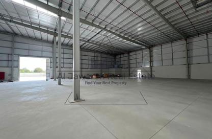Warehouse - Studio - 4 Bathrooms for rent in Umm Dir - Umm Al Quwain