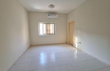Apartment - Studio - 1 for rent in Fire Station Road - Muwaileh - Sharjah