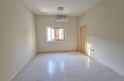 Apartment - Studio - 1 for rent in Fire Station Road - Muwaileh - Sharjah