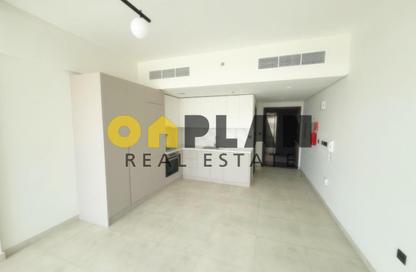 Apartment - Studio - 1 Bathroom for rent in Deansgate By Ade - Majan - Dubai Land - Dubai