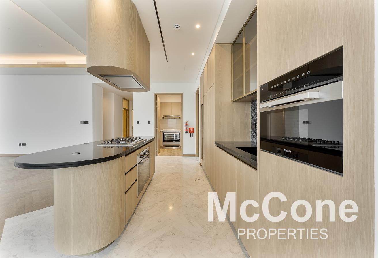 Branded | Best Price | Full Canal View photo 6