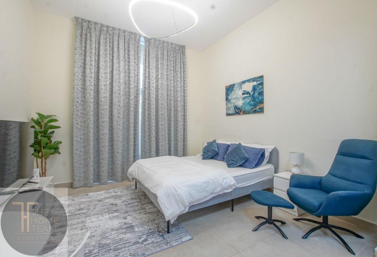 Fully Furnished | 12 cheques | Available on 26 May photo 6