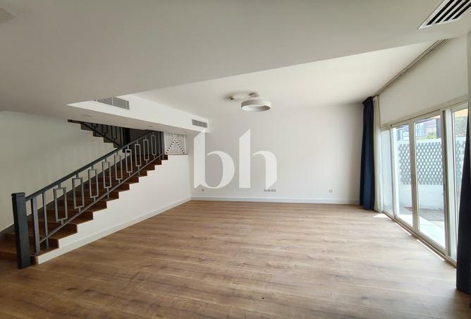 58947382 - Property Image 2