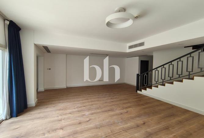 58947382 - Property Main Image