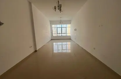 Apartment - 2 Bedrooms - 2 Bathrooms for rent in New Al Taawun Road - Al Taawun - Sharjah