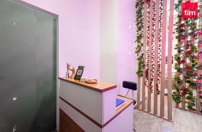 Retail - Studio for rent in One Lake Plaza - JLT Cluster T - Jumeirah Lake Towers - Dubai