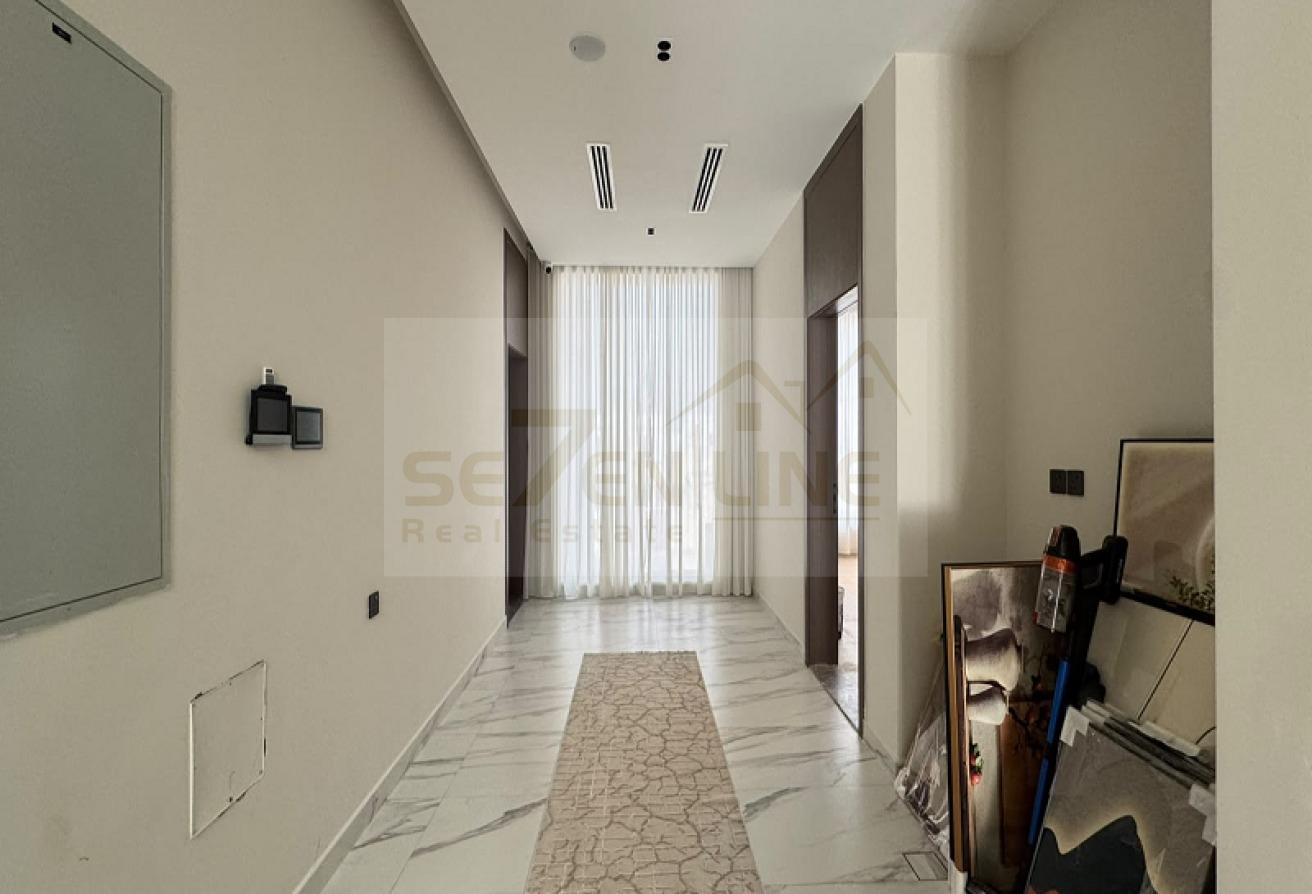 Luxury Villa |Private Garden| Fully Furnished photo 16