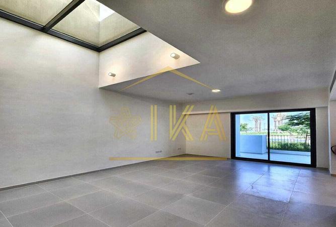136560157 - Property Main Image